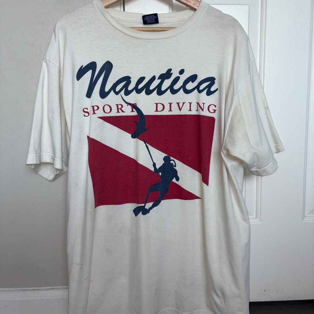 Nautica Cream Short-Sleeve Tee with Navy and Red Diving Graphic